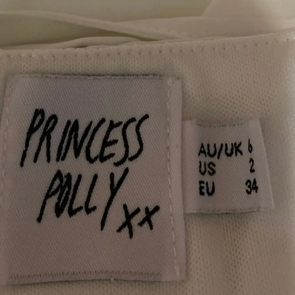 Princess Polly White Sleeveless Bralette Pleated High Waist Shorts 2 Pc Set Sz 2